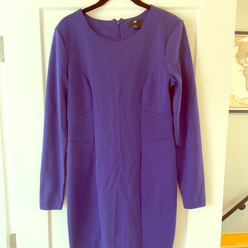 Royal blue long sleeved fitted dress